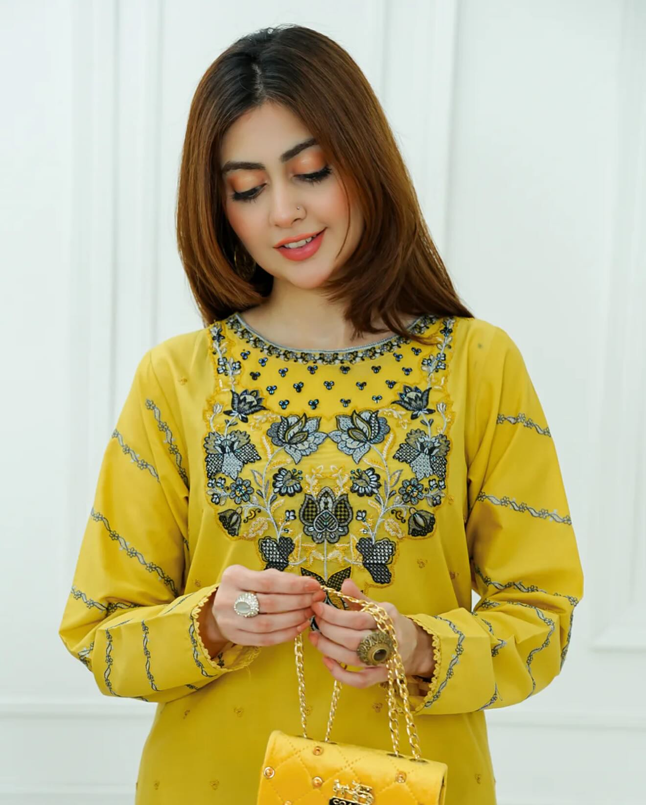 Shamsa 2 PCs Embroidered