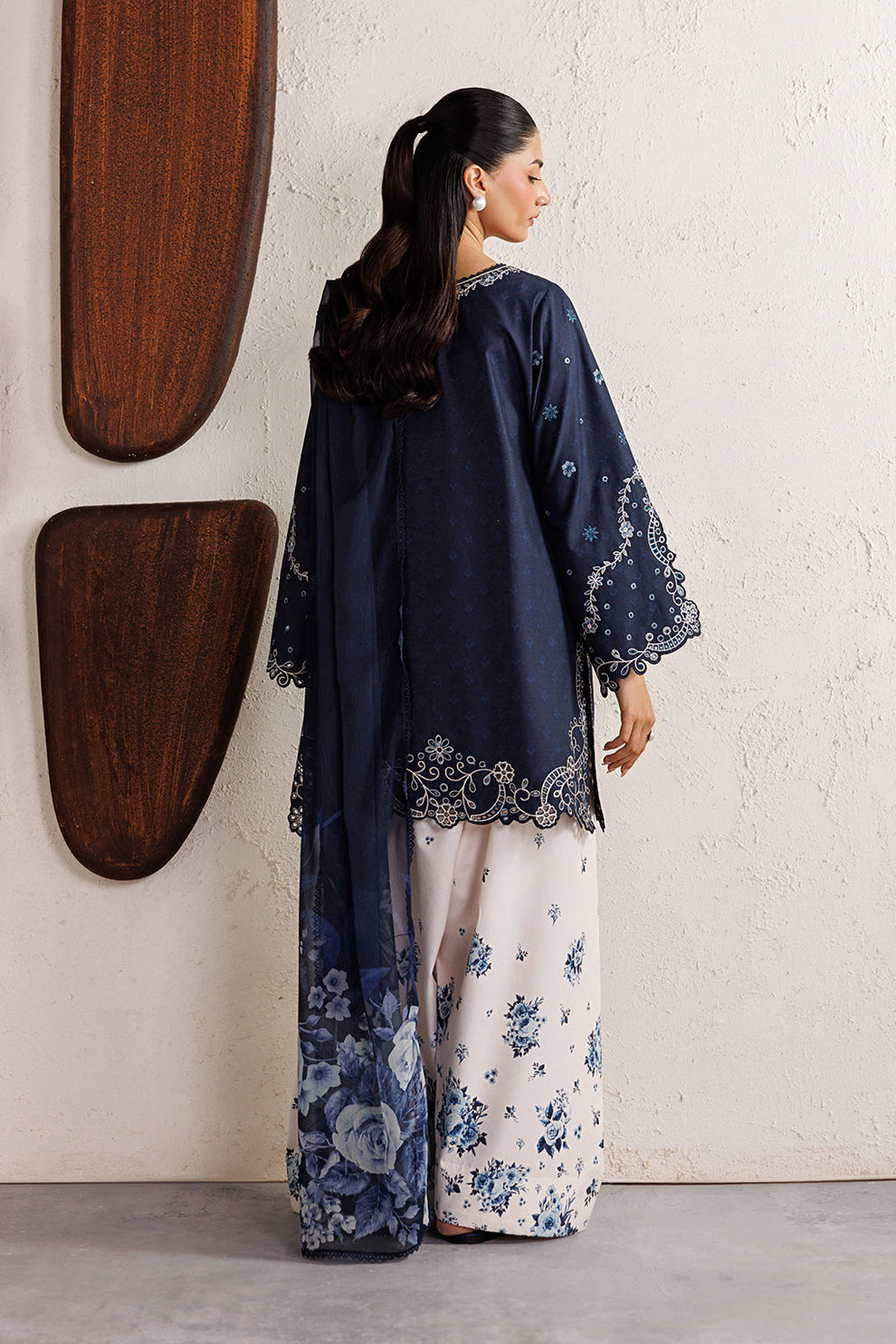 Sapphire Bloom 3 Piece